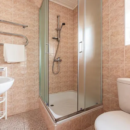 Vila Galerija Prie Juros Guest house *